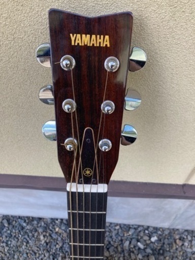 ギターYAMAHA