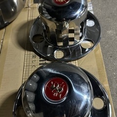 大型トラックホイルカバー