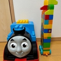 メガブロック　トーマスと
ブロック62個