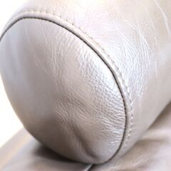 KEYUCA(ケユカ)で取り扱われていたゴーダ 2.5人掛けソファです。良質な本革を使用したシックな2.5シーターソファーはリビングを上質な寛ぎの空間に！重厚で存在感のあるラブルソファ♪ 