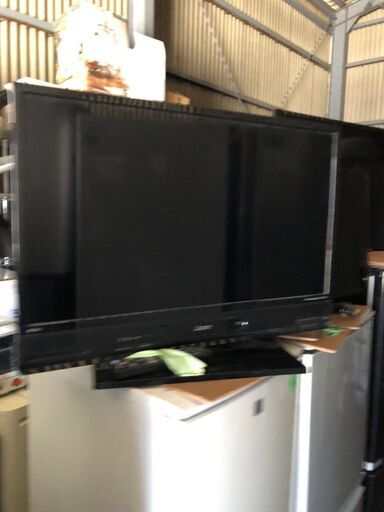 福岡市内配送無料 LCD-V32BHR11 REAL(リアル) ブルーレイレコーダー 