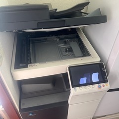 業務用複合機　エラー