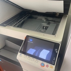 業務用複合機　エラー