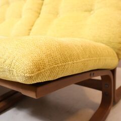 FUJI FURNITURE(冨士ファニチア)のAgio(アージオ) ソファ 2Pソファ。曲木フレームから生み出される柔らかくしなやかな座り心地のセパレート型2人掛けソファー。軽量で持ち運びも楽々♪