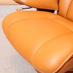 人気のkarimoku(カリモク家具)のRU6620 バケット 本革 リクライナーです。シンプルでオーソドックスなフォルムのレザー リクライニングチェアはシアタールームなどにもおススメです♪