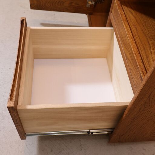 unico(ウニコ)のSIGNE(シグネ)シリーズのキッチンカウンターです