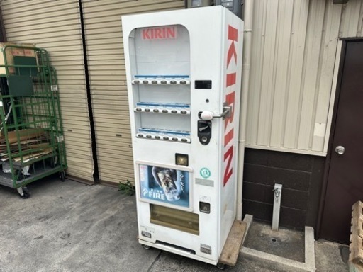 SANDEN　サンデン　自動販売機　１８セレ　ホット＆コールド　飲料　ペットボトル　SDN-CPF18XP