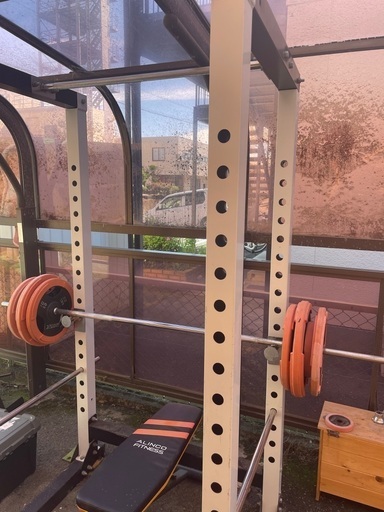 筋トレ用具（プレート重量145kg）ラック込みです！