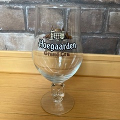 ビールグラス　ヒューガーデン　ベルギー　脚付きグラス　生ビール　レトロ
