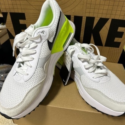未使用‼️NIKE AIR MAX‼️オシャレな蛍光黄色‼️