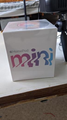 新品未使用　Home Pad mini ホワイト