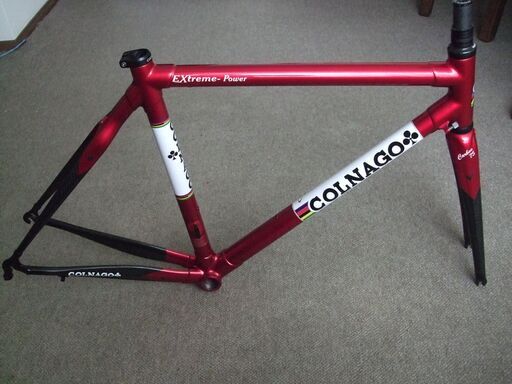 COLNAGO コルナゴ　EXTREME POWER サローニレッド　　ロードバイク　フレーム　カーボン　未使用品　サイズ５０S