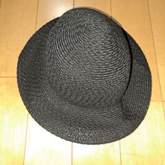黒色帽子