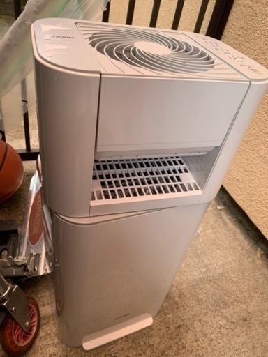 【売ります】衣類乾燥除湿機