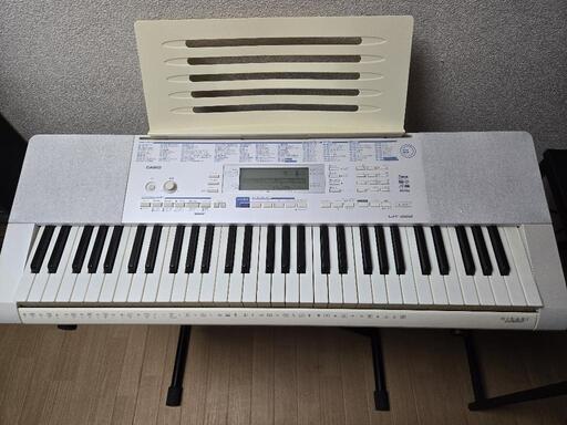 CASIO LK-222 付属品有　スタンド付き カシオ 電子ピアノ キーボード