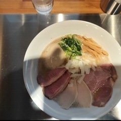 鶏ノ諺っていうラーメン屋行きませんか