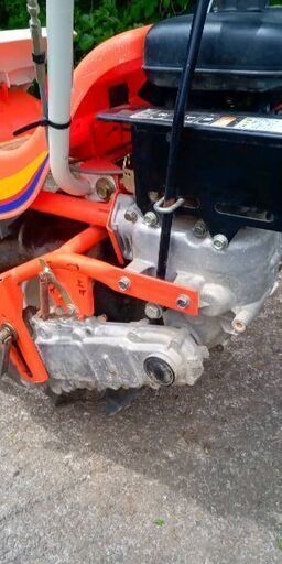 クボタ(コンマ)1輪1条刈りバインダー RE20C