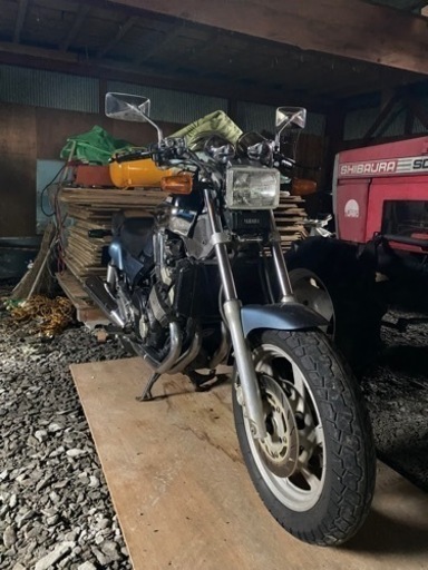 旧車、ヤマハFZX750！車検取立て！足付き良いです！車両 交換も受け付けます。