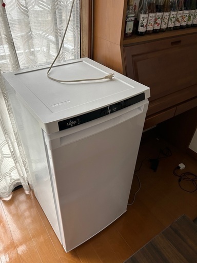 2023年式ハイアール102リットル冷凍庫