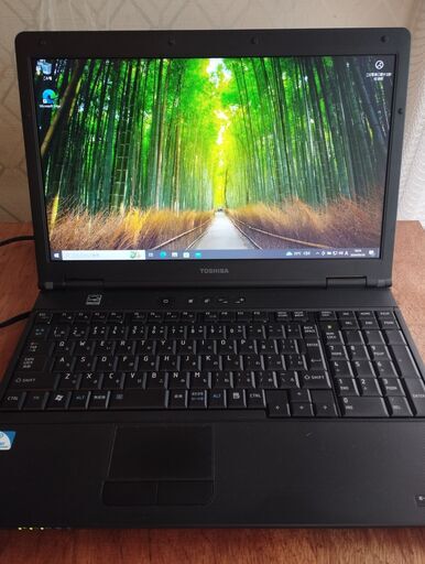 美品＆すぐ使えます◆東芝 dynabook Satellite L35 220C/HD◆Windows 10 Pro（Windows 11も可能）、Celeron、4GB、HDD500GB、15インチ