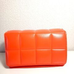 キルティングバッグ　オシャレ☆　高級感　オレンジ