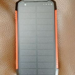 ソーラーモバイルバッテリー新品