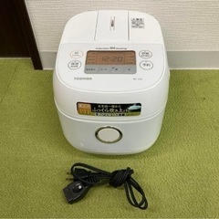 IH炊飯ジャー TOSHIBA RC-5XL　家電 キッチン家電...