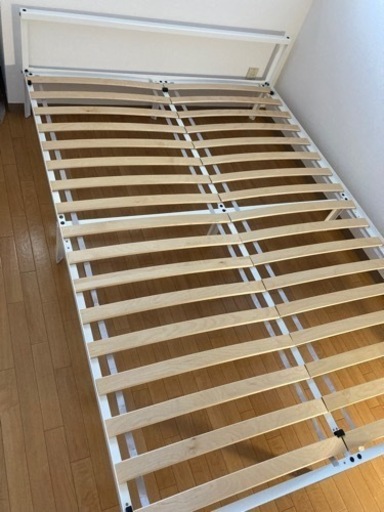 IKEA  イケア　ダブルベッド（140×200）すのこ付き