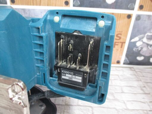 マキタ KS001GROXB 防じんマルノコ 中古品 バッテリ40V 2.5Ah二個/充電