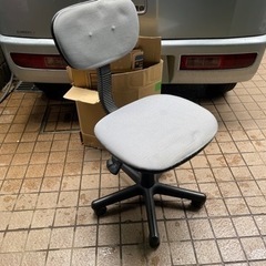 オフィス椅子①
