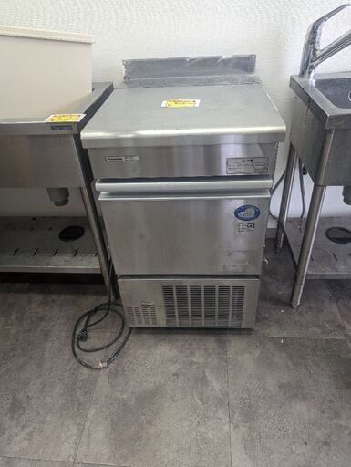 パナソニック　製氷機（中古品）