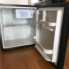 【ネット決済】冷蔵庫ミニ　46L