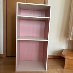 ピンクの家具 カラーボックス