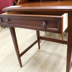 川崎市宮前区リサイクルオフ】東海家具 ミニデスク 英国風