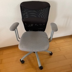 家具　椅子　ニトリ　オフィスイス　ゲーミングチェア