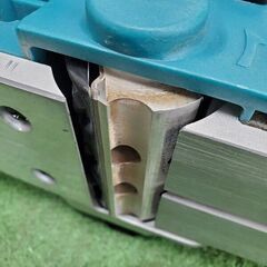 マキタ KP180D 充電式カンナ【野田愛宕店】【店頭取引限定】【中古】管理番号：ITNOUB5Z8X0W