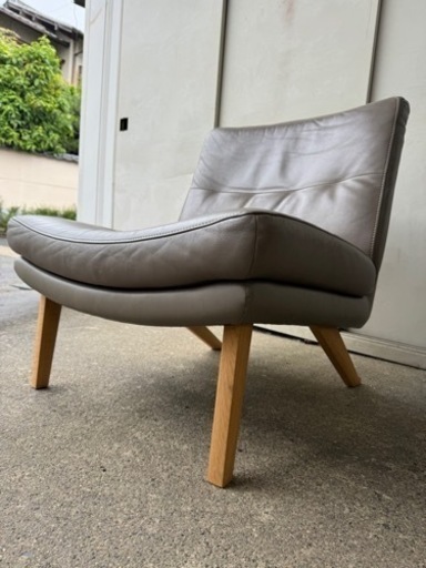 家具　カリモク　1人用ソファ 椅子 ダイニングチェア