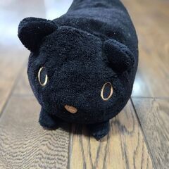 黒猫まくら