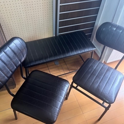 3点セット　ベンチ　チェア　ダイニングチェア　黒　ウレタンフォーム　つや消しアイアンパイプ　小物整理