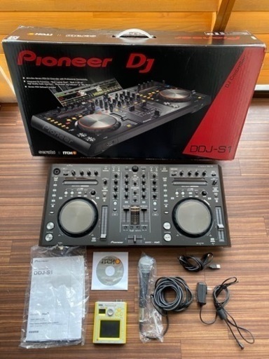 Pioneer DJ  DDJ-S1.  Djコントローラー