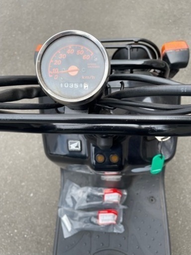 受付終了 ズーマー 低走行10,300km台 前後タイヤ他多数新品