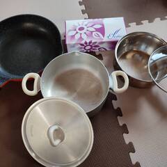 調理器具（フライパン、鍋）