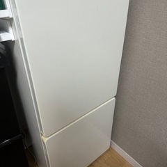 冷蔵庫　ホワイト　サイズ(105×48×50)