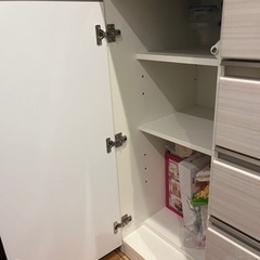 【取引中】★再再度！値下げ中★美品　ニトリ　食器棚　キッチンボード140cm幅