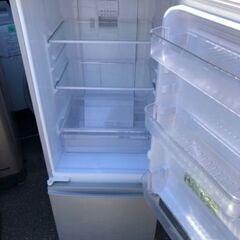 NO 129❗️福岡市内配送無料 シャープ SHARP 冷蔵庫 （167L・つけかえどっちもドア） 2ドア シルバー系 SJ-D17A-S