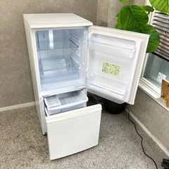 ☑︎ご成約済み🤝 SHARP 一人暮らし冷蔵庫 137L✨ ホワイトウッド🪵