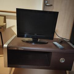 テレビ(19型)とテレビ台