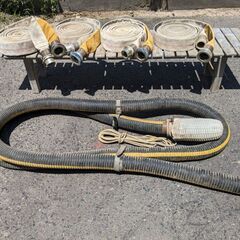 実働シバウラ可搬式消防ポンプφ65、吸水管、消防ホース80m、付き