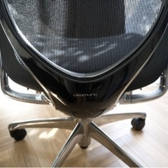 ゼファー（Zephyr）オカムラ製チェア