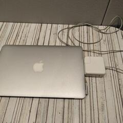 【美品】APPLE MacBook Air 11 mid2011acアダプター付